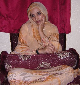 saharaui mujer sentada